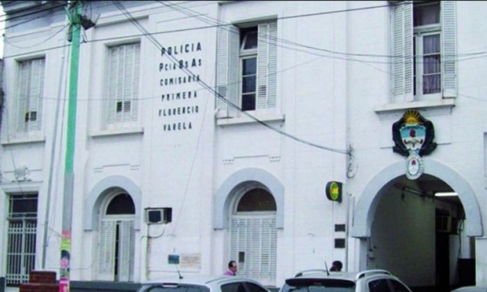 Avellaneda: ¡Gorra caída! cayó un oficial que habría sido "buche" de los narcos en Varela 1ª